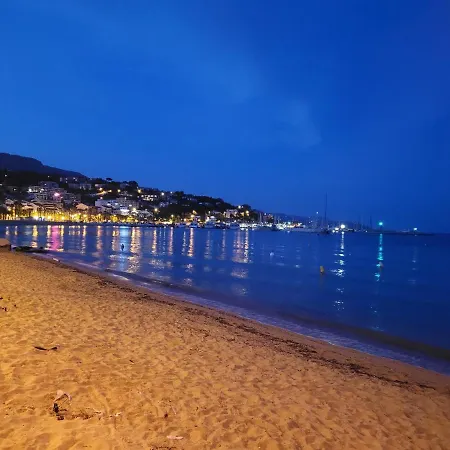 Peaceful Seaview With & Pool Access, Air Conditioning * ボルム・レ・ミモザ