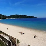Peaceful Seaview With & Pool Access, Air Conditioning Lägenhet