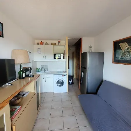 Paisible Avec Vue Panoramique Et Acces Direct *